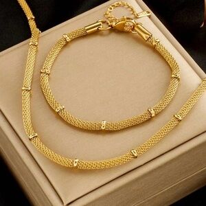 18k gold plated stainless steel necklace and bracelet set